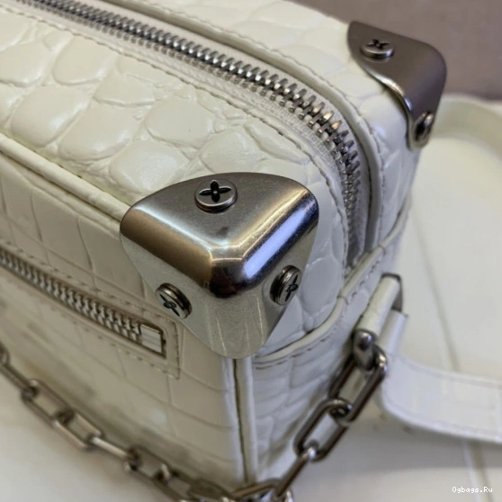 VUITTON TRUNK LOUIS SOFT 0325
